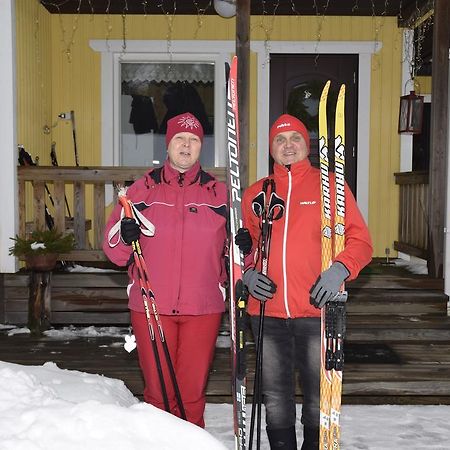 Lomapesae Cottages Pertunmaa Екстериор снимка