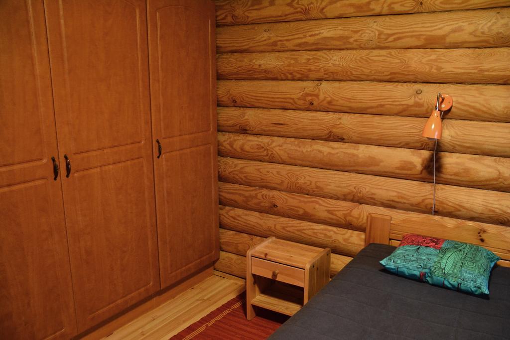 Lomapesae Cottages Pertunmaa Стая снимка