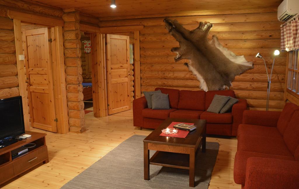 Lomapesae Cottages Pertunmaa Стая снимка