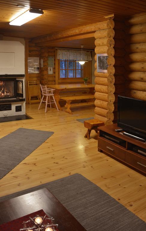 Lomapesae Cottages Pertunmaa Стая снимка