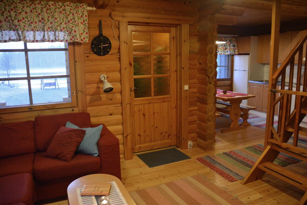 Lomapesae Cottages Pertunmaa Стая снимка