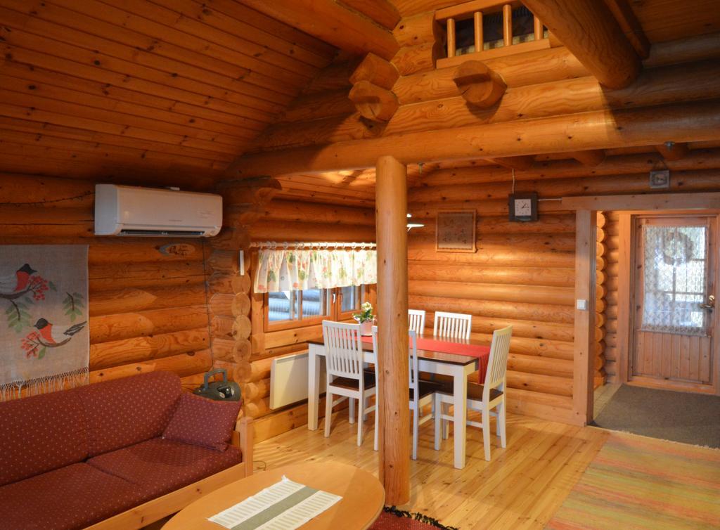 Lomapesae Cottages Pertunmaa Стая снимка